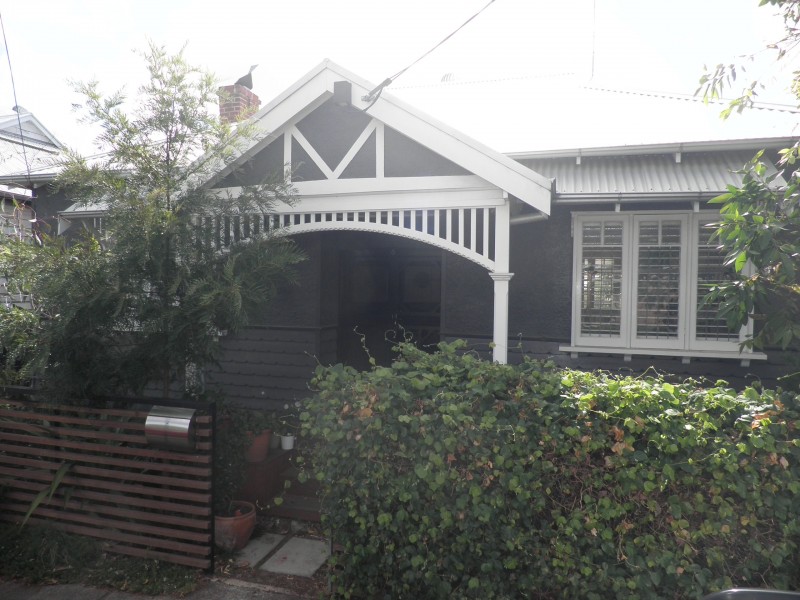 6 Medway Street, Seddon VIC 3011
