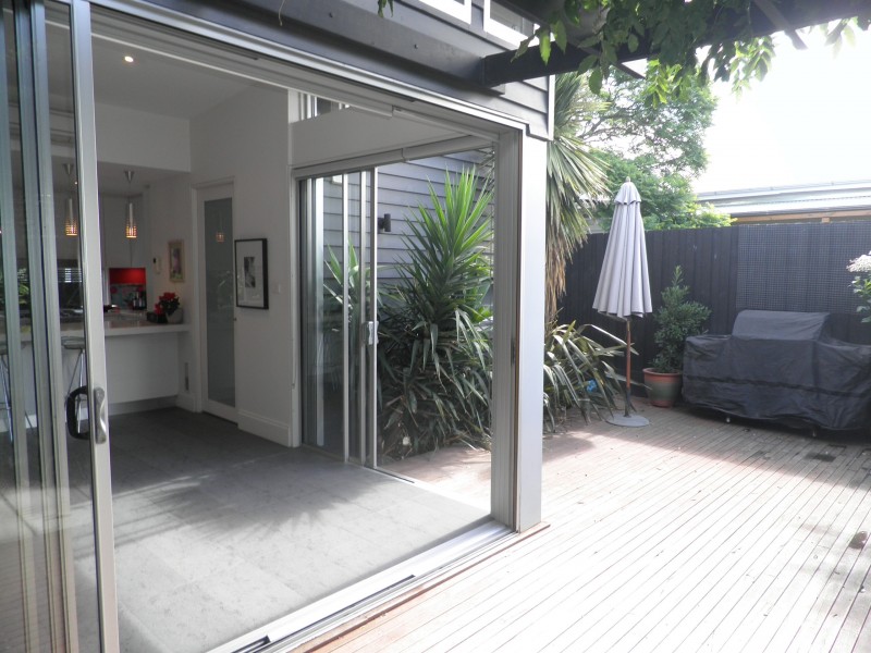 6 Medway Street, Seddon VIC 3011