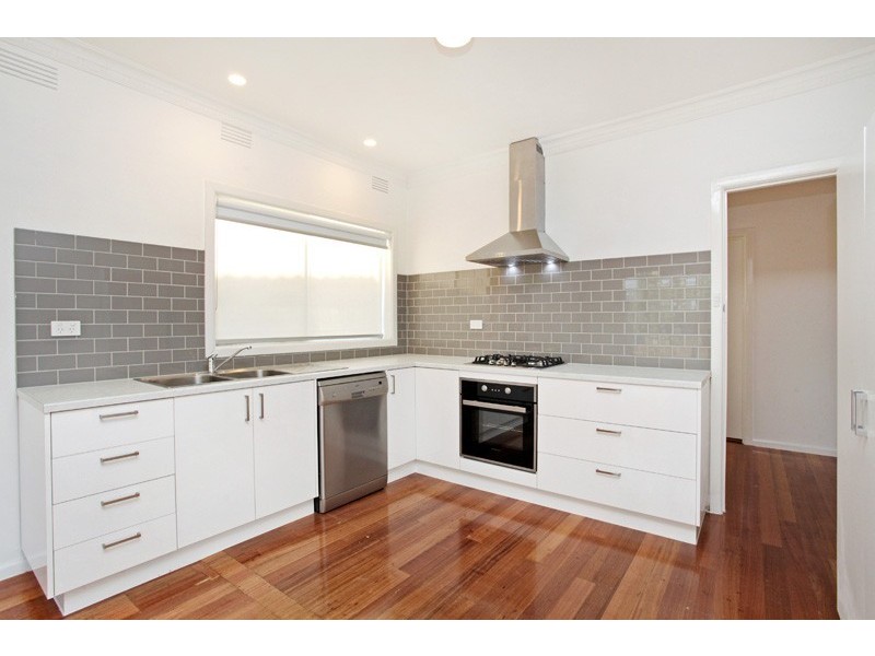 1/30 Vernon crescent, Sunshine West VIC 3020