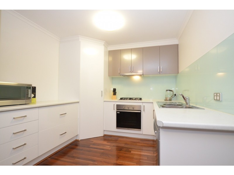 4/88 Albert Street, Seddon VIC 3011