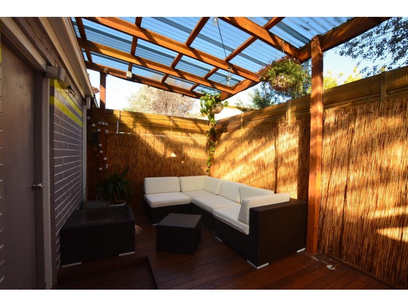 4/25 Hope Street, Spotswood VIC 3015