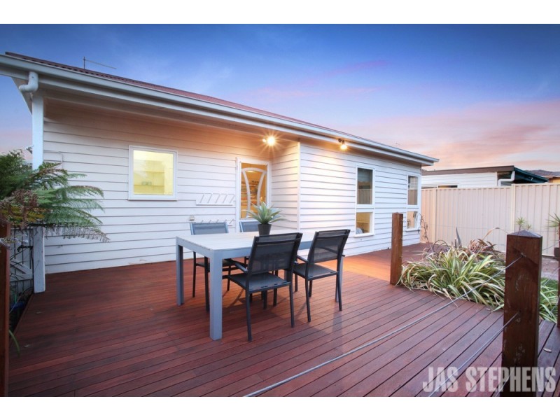 8 Gordon Parade, Yarraville VIC 3013