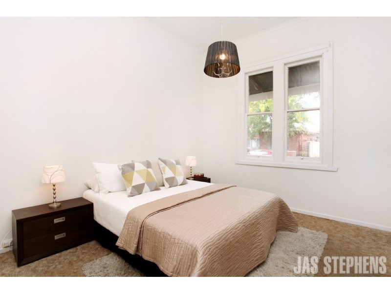 76 Castlemaine Street, Yarraville VIC 3013