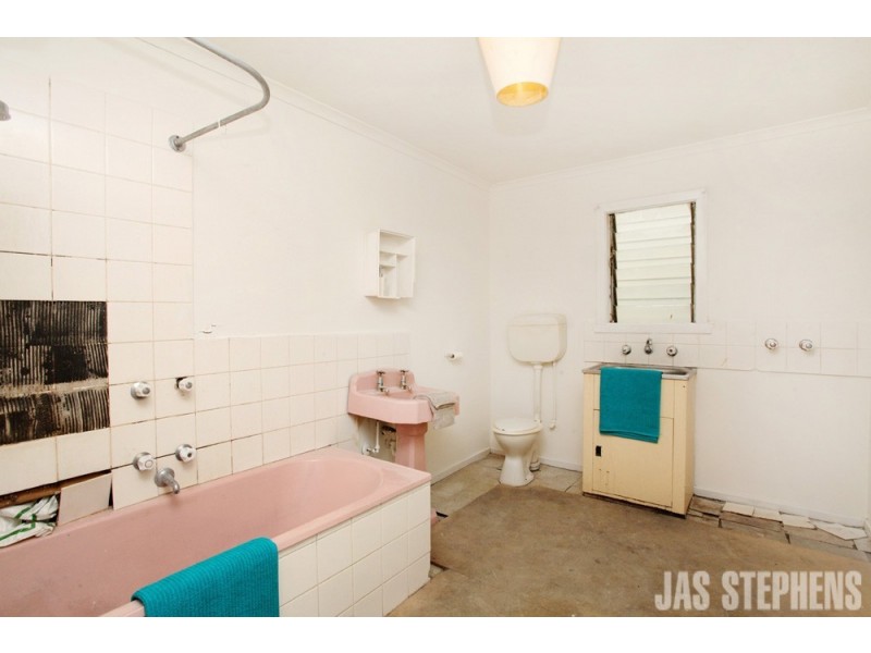 76 Castlemaine Street, Yarraville VIC 3013