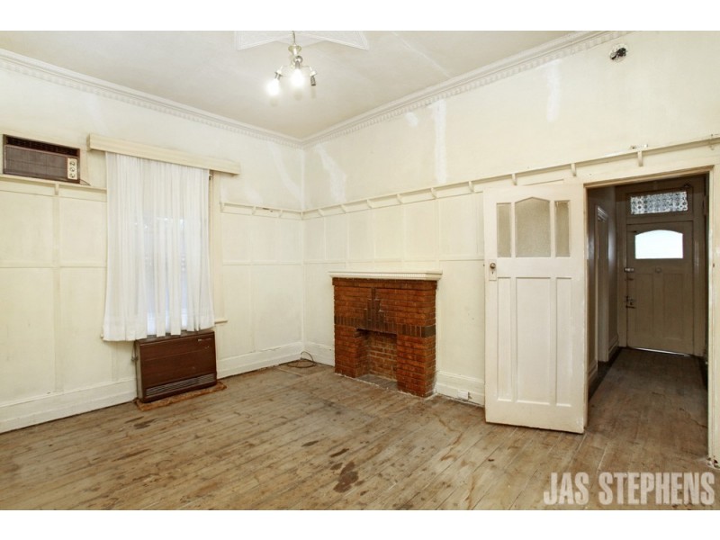 3 Walter Street, Seddon VIC 3011