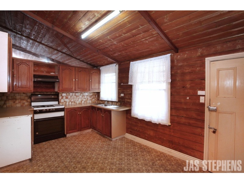 3 Walter Street, Seddon VIC 3011