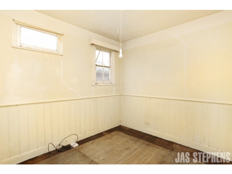 3 Walter Street, Seddon VIC 3011