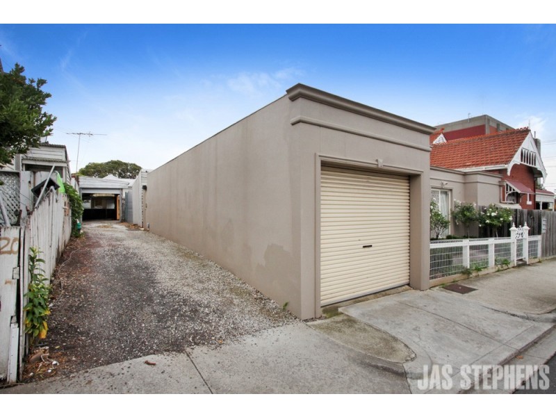 3 Walter Street, Seddon VIC 3011