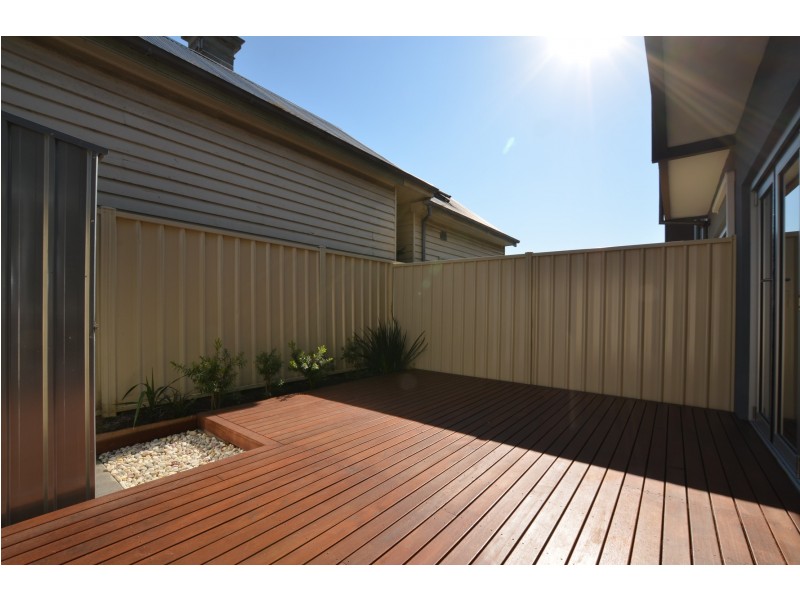 186 Charles Street, Seddon VIC 3011