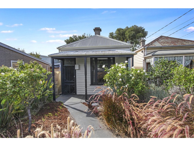 100 Dover Road, Williamstown VIC 3016