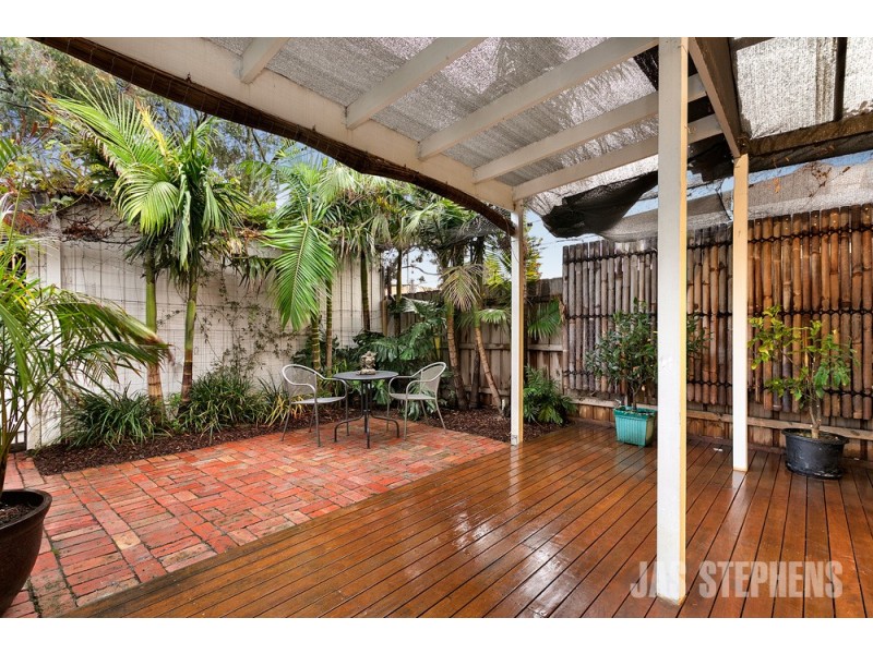 106 Summerhill Road, West Footscray VIC 3012