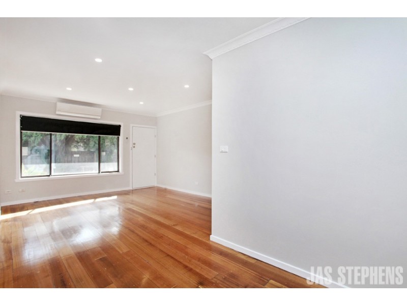 2/4 Ferguson Street, Spotswood VIC 3015