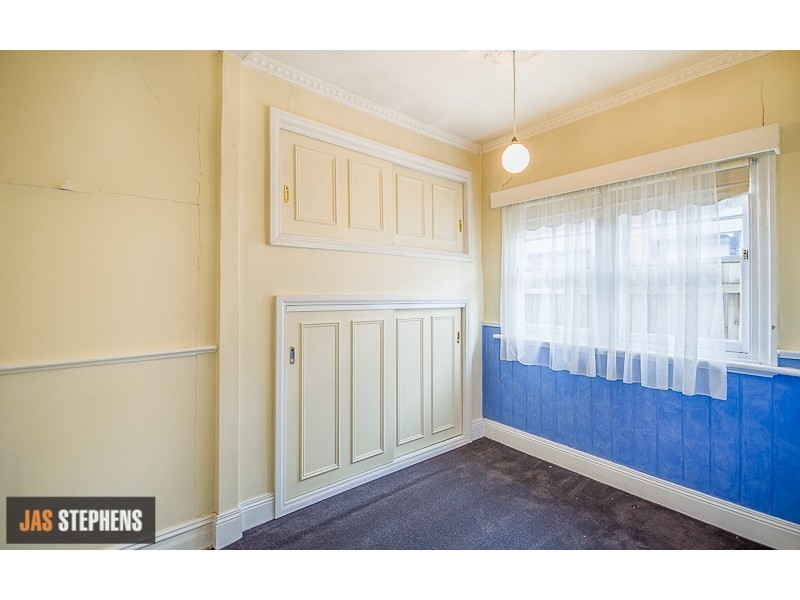 9 Dunedin Street, Maidstone VIC 3012