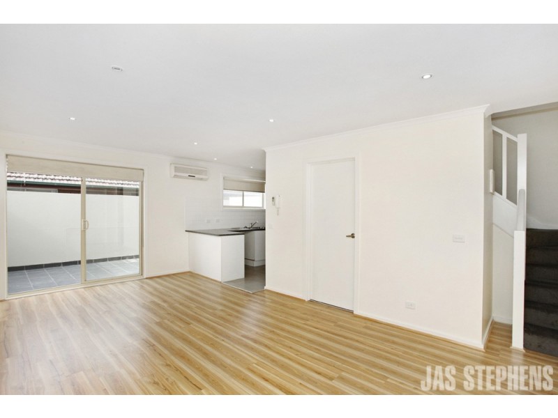 8/102 Cross Street, West Footscray VIC 3012