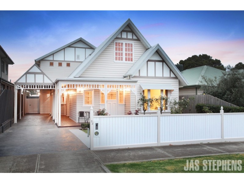 32 Austin Crescent West, Yarraville VIC 3013