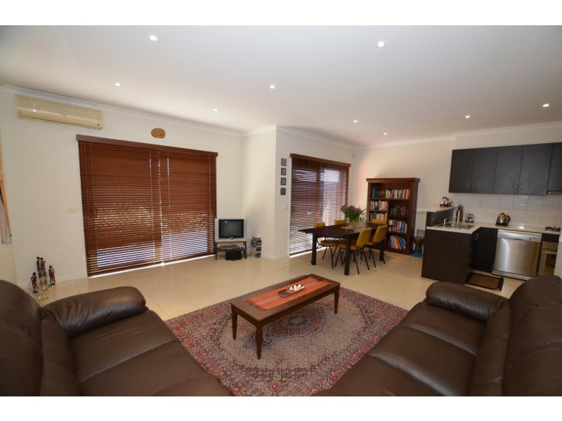 3/120 Suffolk Street, Maidstone VIC 3012