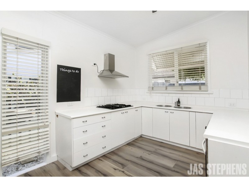 2 Kingsville Street, Kingsville VIC 3012