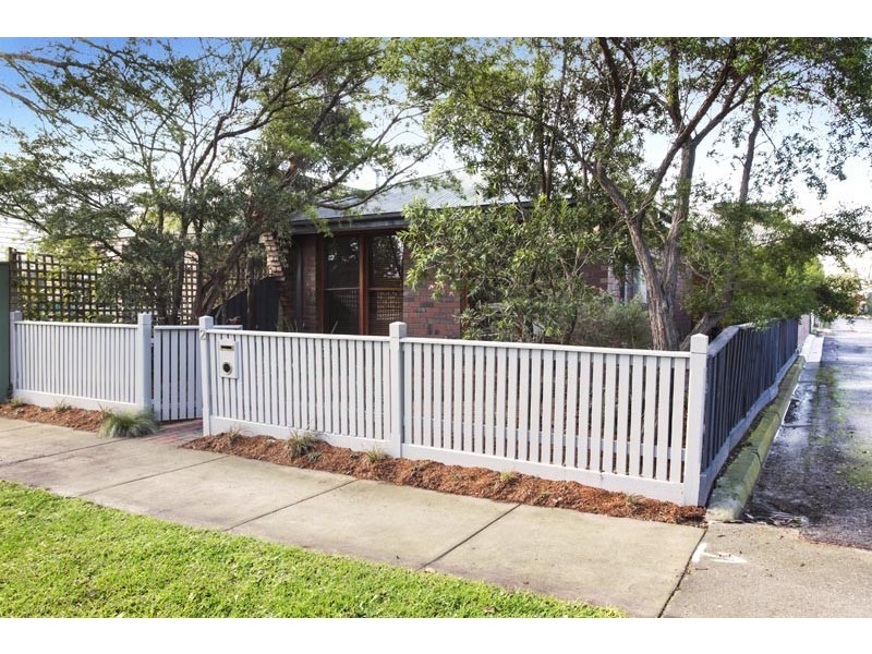 2 Bolton Street, Spotswood VIC 3015