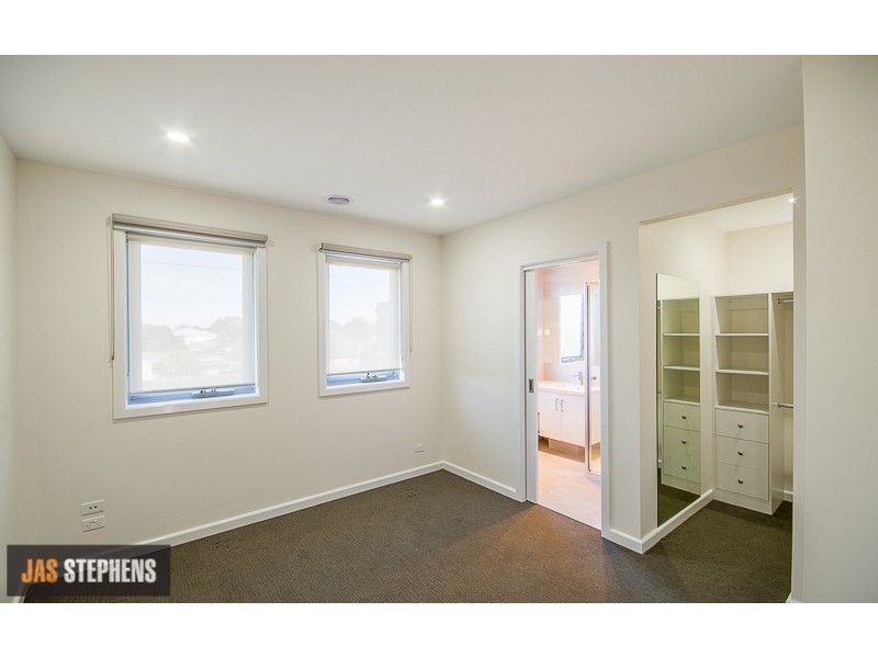 4 Douglas Street, Altona North VIC 3025