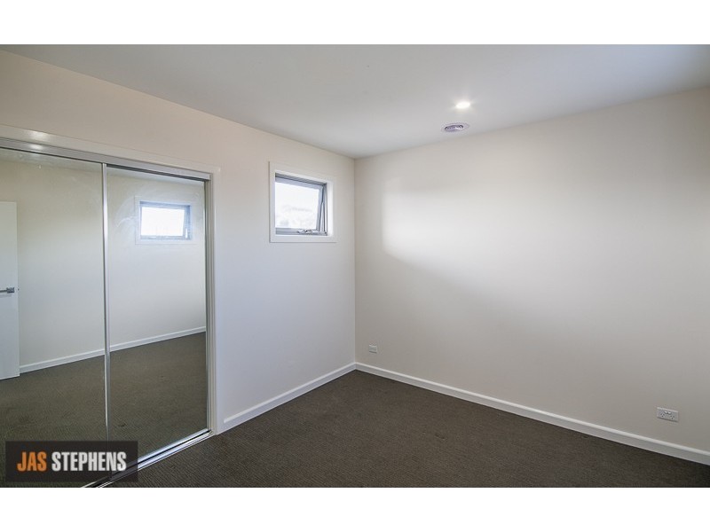 4 Douglas Street, Altona North VIC 3025