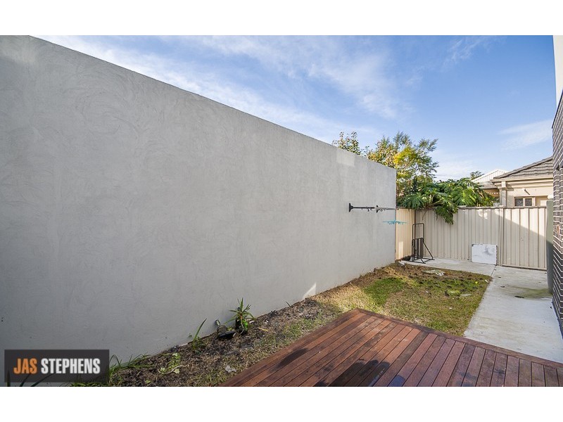 4 Douglas Street, Altona North VIC 3025