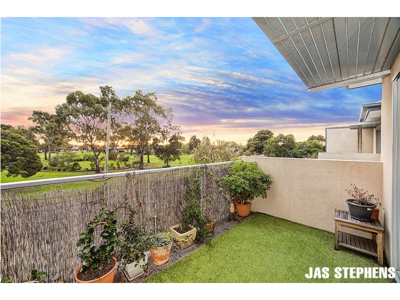 3/10 Greenham Street, Maidstone VIC 3012