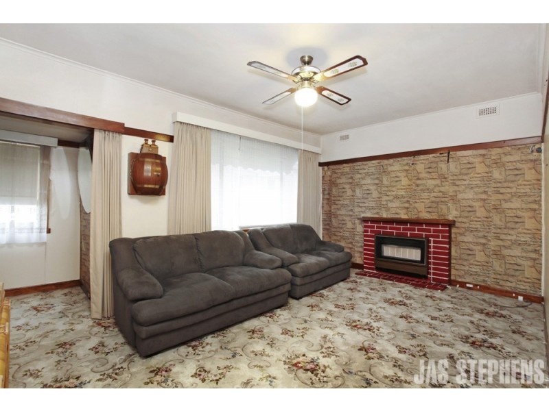 243 Essex Street, West Footscray VIC 3012