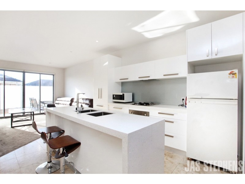 3/187 Geelong Road, Seddon VIC 3011