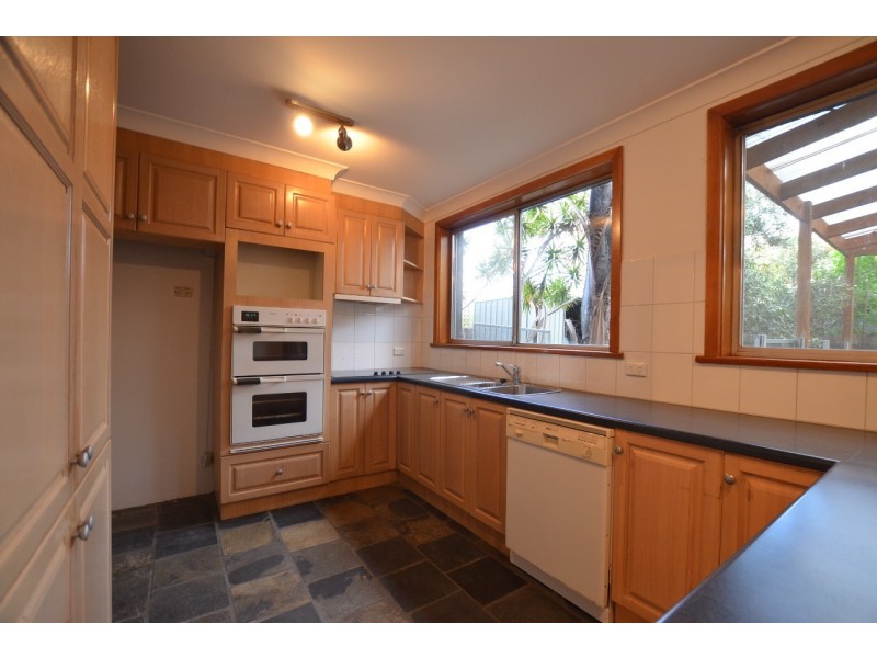 20 Anderson Street, Newport VIC 3015