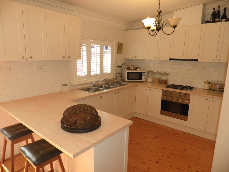 40 Empress Avenue, Kingsville VIC 3012