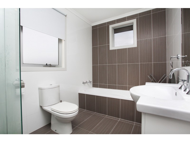 16 Burns Street, Yarraville VIC 3013