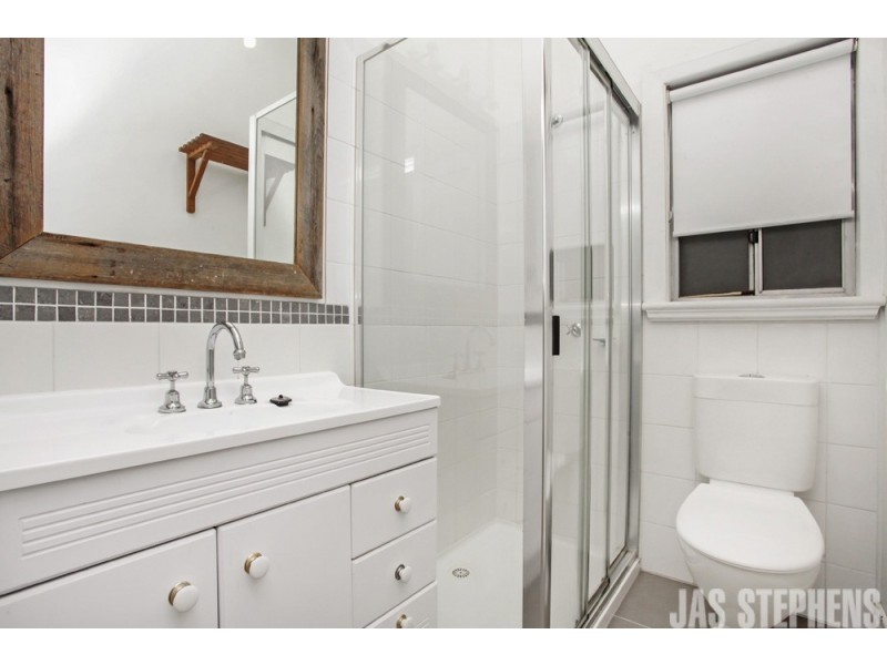 58 Chirnside Street, Kingsville VIC 3012