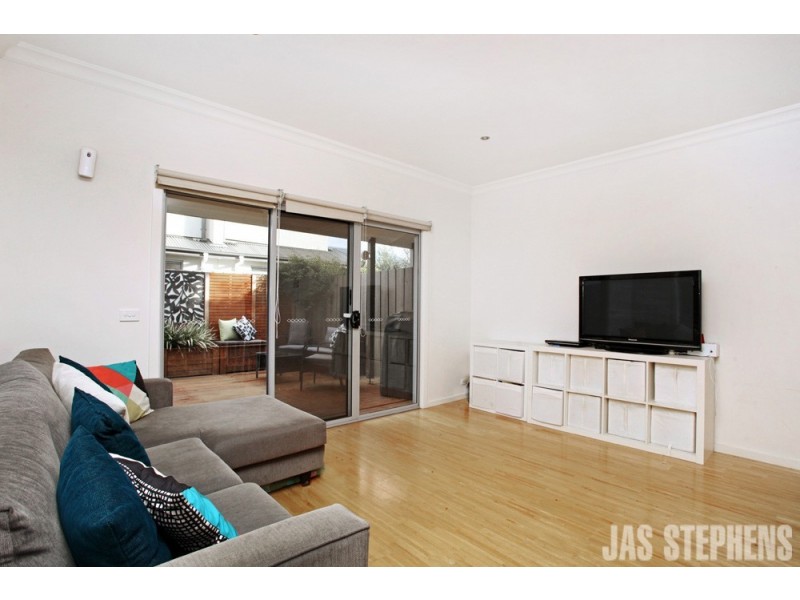 1/17 Dove Street, West Footscray VIC 3012