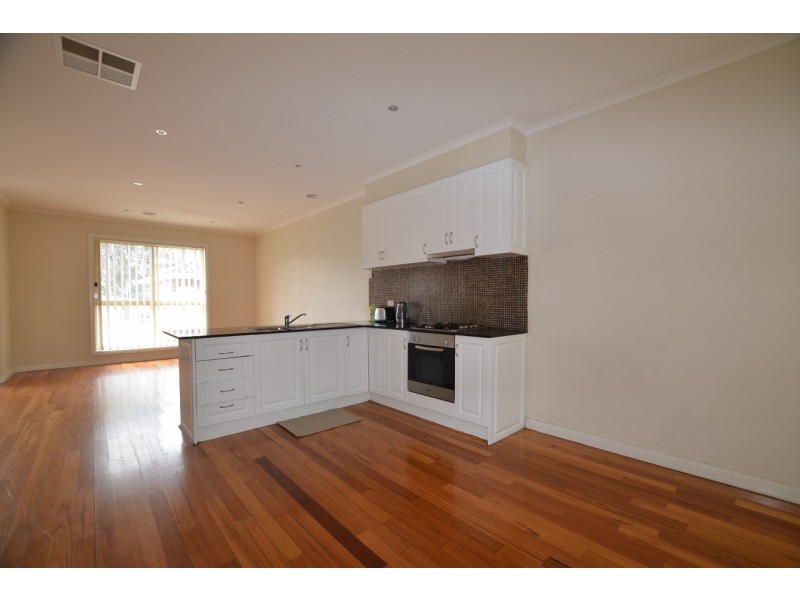 3/52 Churchill Place, Maidstone VIC 3012