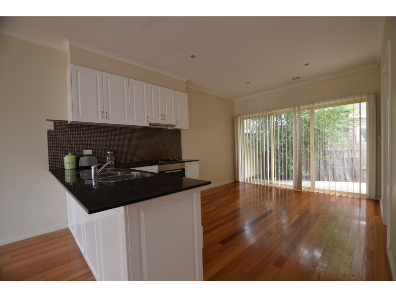 3/52 Churchill Place, Maidstone VIC 3012