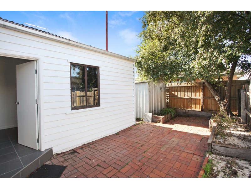 23 Gamon Street, Seddon VIC 3011