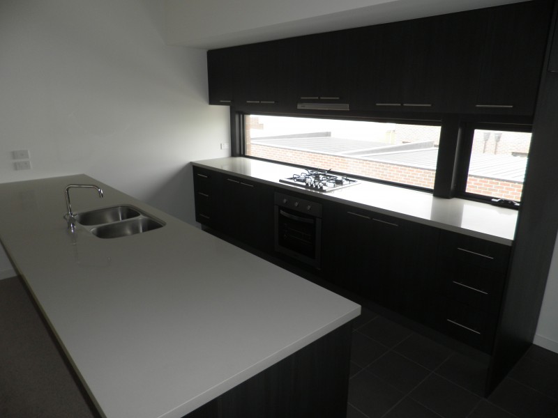 12/20 Hewitt Avenue, Footscray VIC 3011