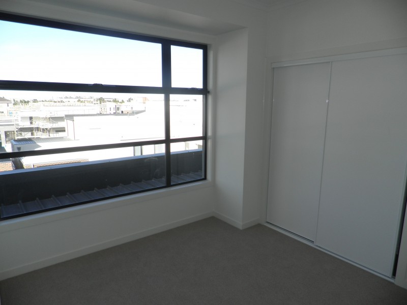 12/20 Hewitt Avenue, Footscray VIC 3011