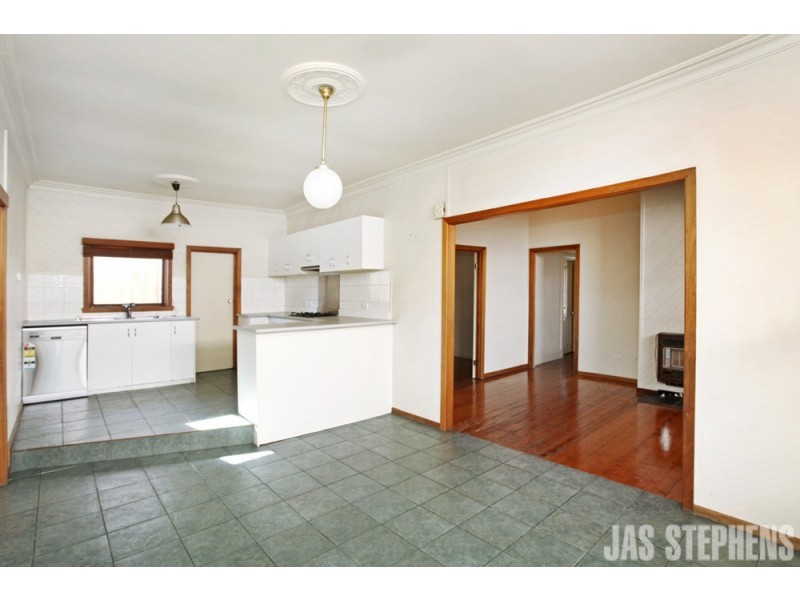 16 Adelaide Street, Footscray VIC 3011