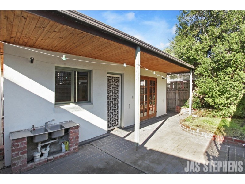 16 Adelaide Street, Footscray VIC 3011