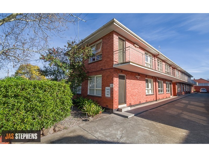 2/64 Stephen Street, Yarraville VIC 3013