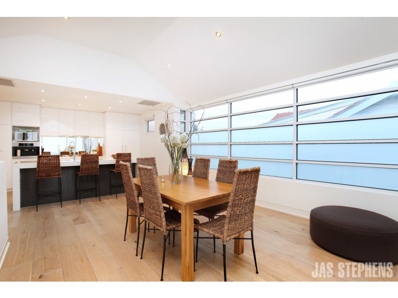 2/24 Esplanade, Williamstown VIC 3016