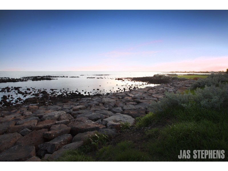 2/24 Esplanade, Williamstown VIC 3016