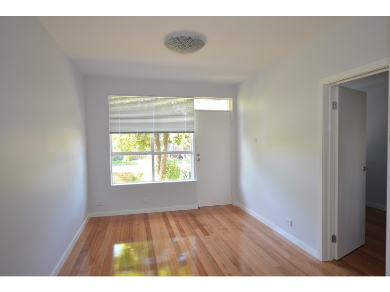 1/57 Kingsville Street, Kingsville VIC 3012