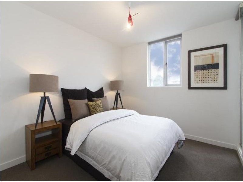 8/2 Alexander Street, Seddon VIC 3011