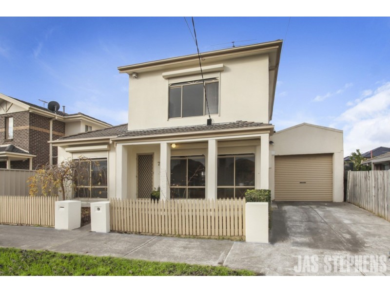 72B Richelieu Street, Maidstone VIC 3012