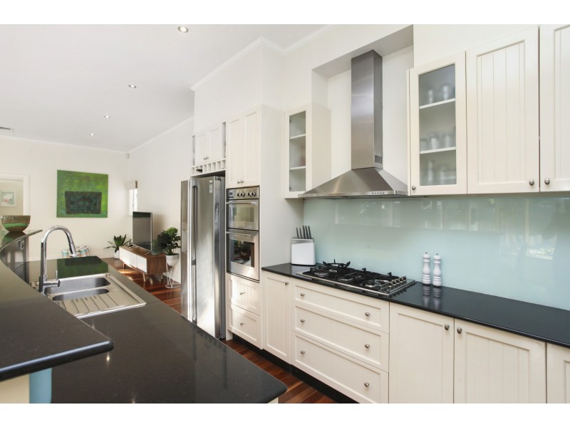 14 Derham Street, Spotswood VIC 3015