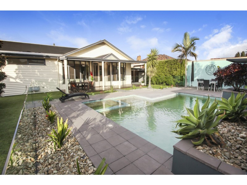 14 Derham Street, Spotswood VIC 3015