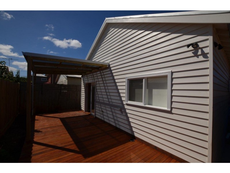 6 South Street, Seddon VIC 3011