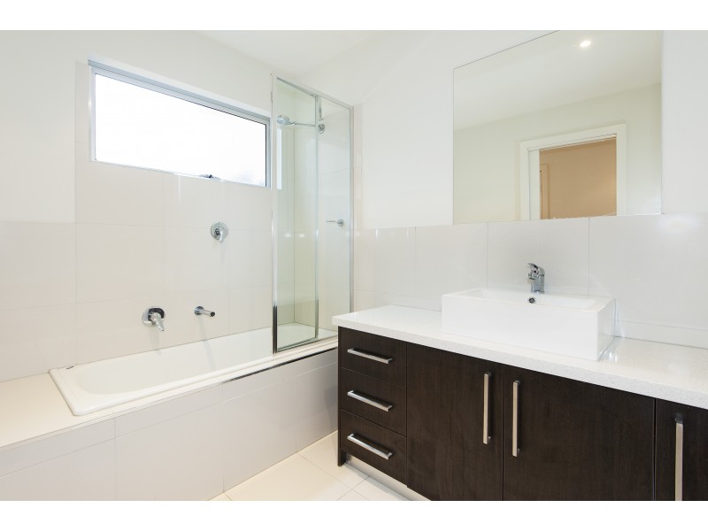 5 Desmond Street, Maidstone VIC 3012